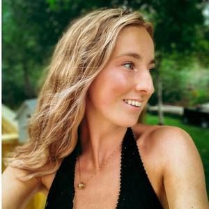 Meet your Posher, Calista